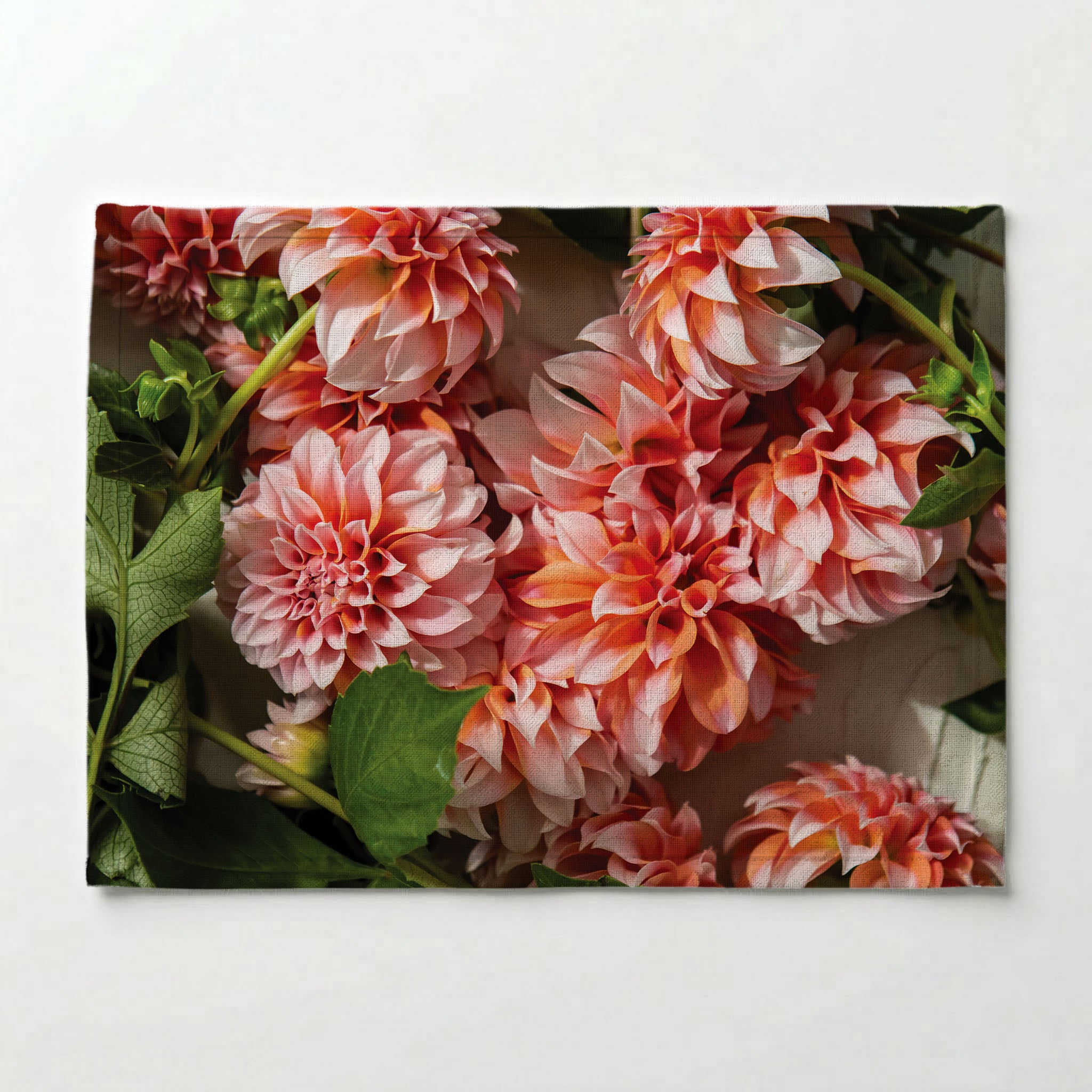 FLORAL ORANGE SCATTERED DAHLIAS WITH LEAVES PLACEMAT