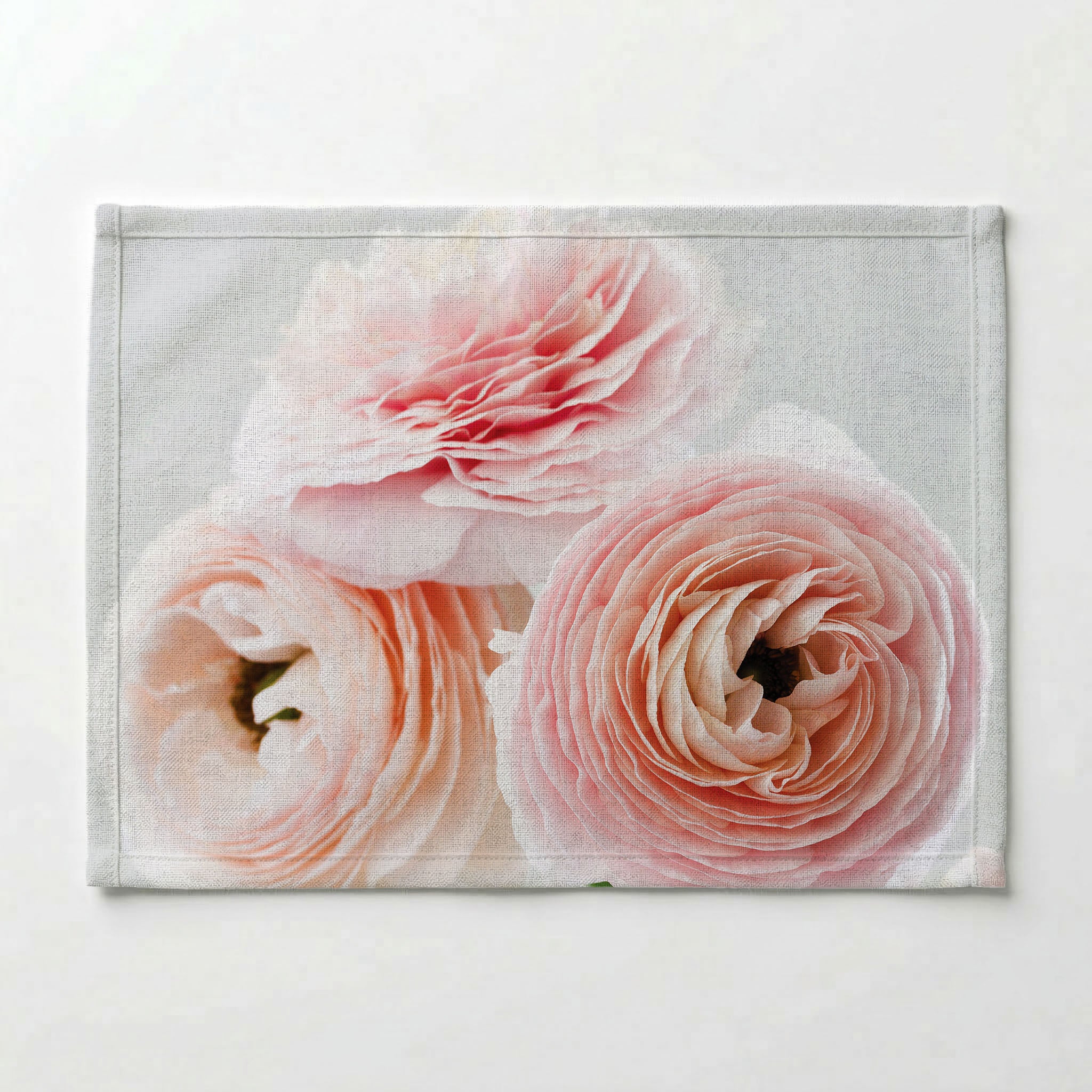 CLOSE-UP PINK PEONIES PLACEMAT