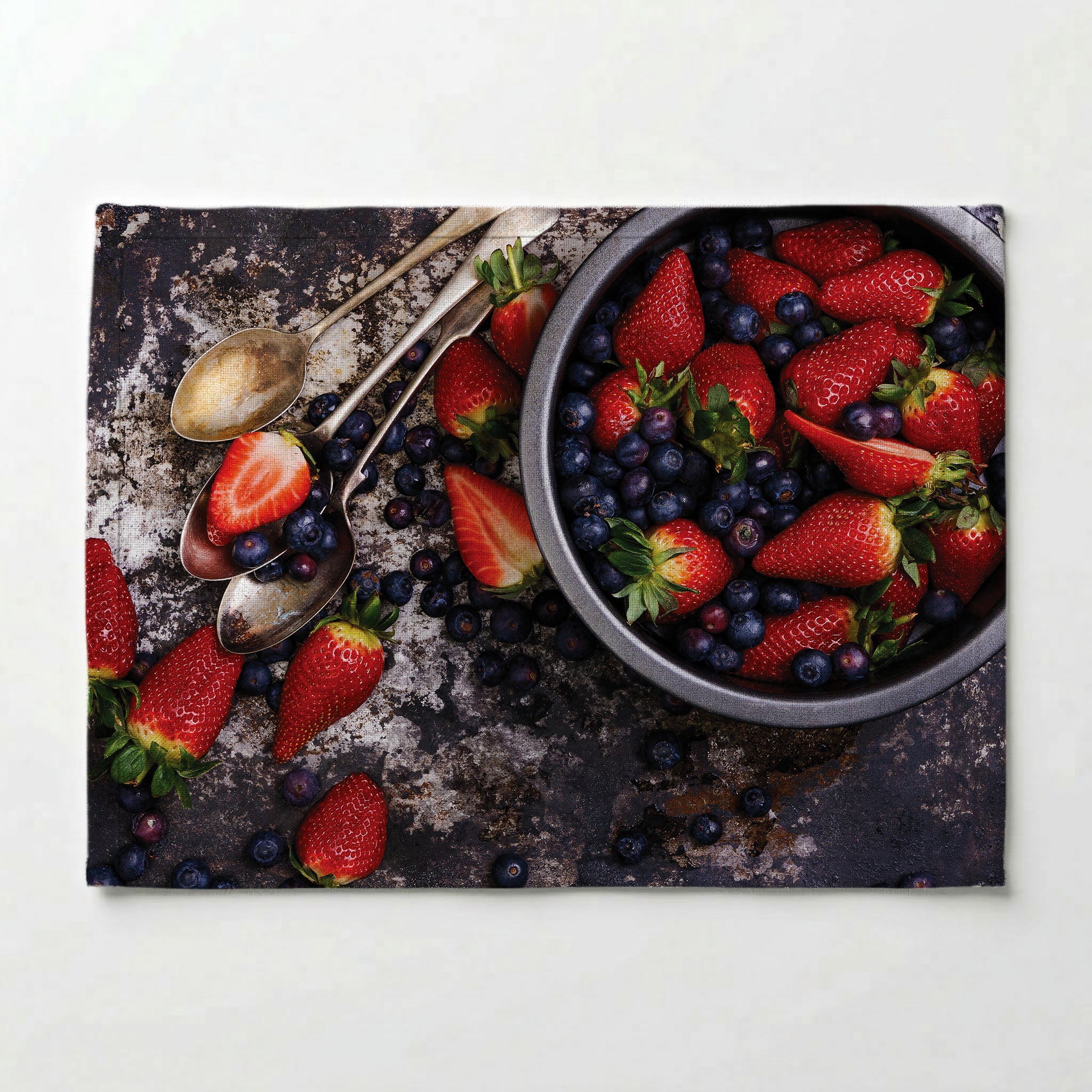 STRAWBERRIES AND BLUEBERRIES ON RUSTIC TRAY PLACEMAT