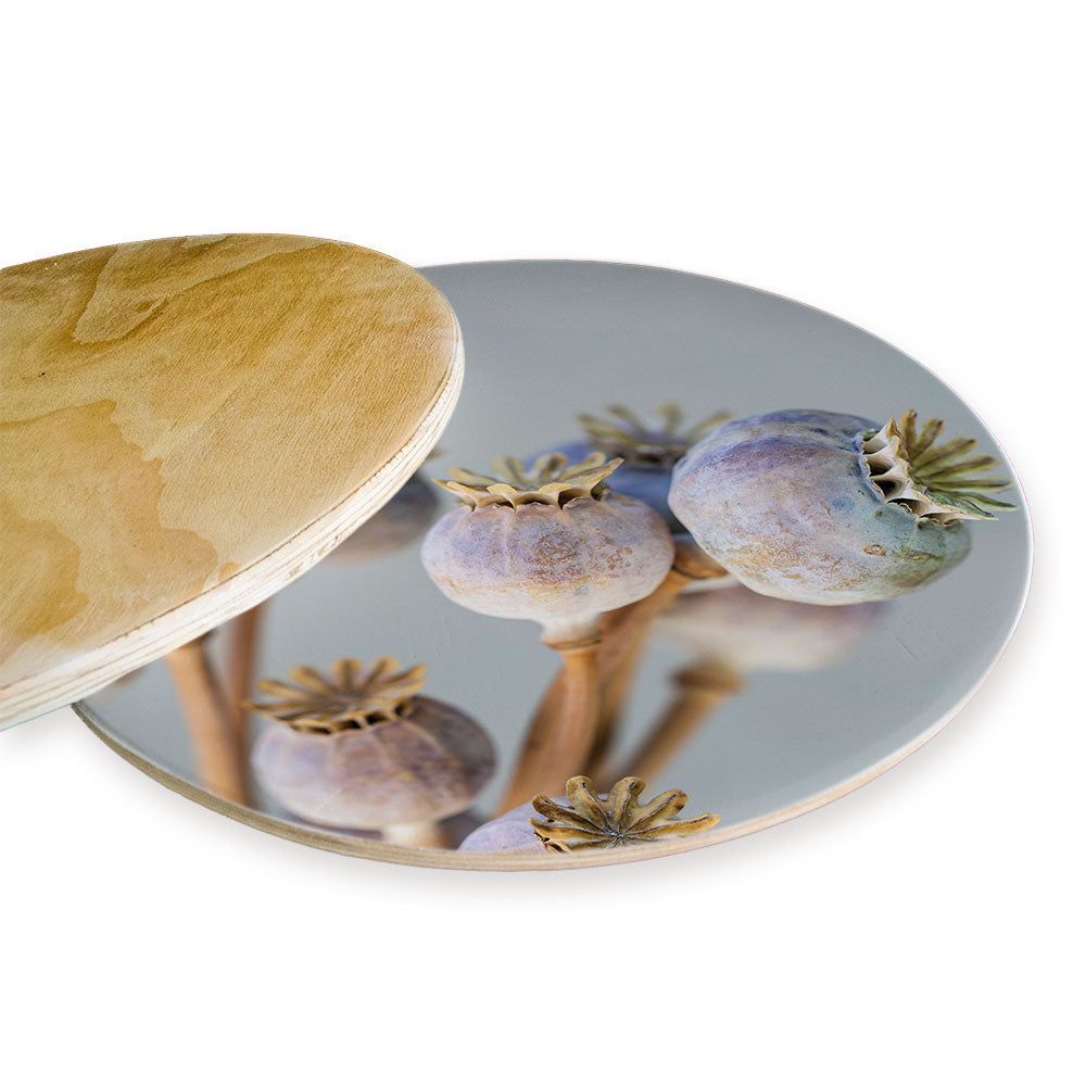 NATURAL PURPLE GIANT POPPY SEED BUNCH ON GREY CHEESEBOARD