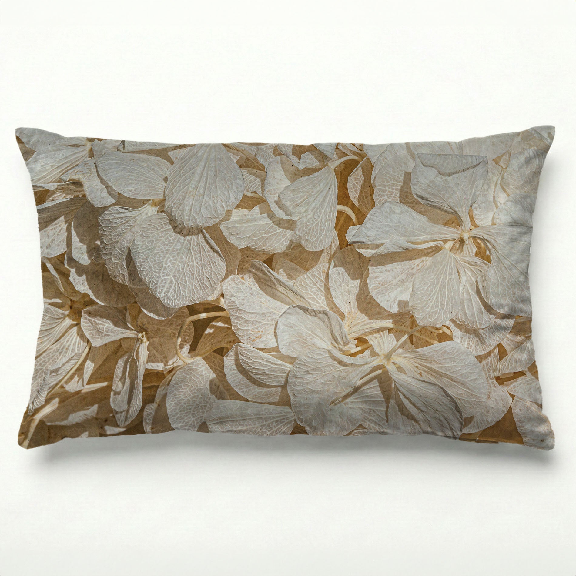 FLORAL CREAM BLEACHED HYDRANGEA LEAVES SCATTER CUSHION