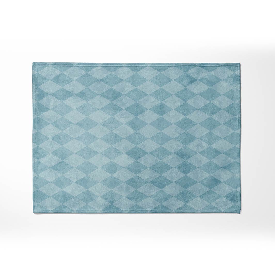 KIDS BLUE DIAMOND PATTERN FLEECE BLANKET