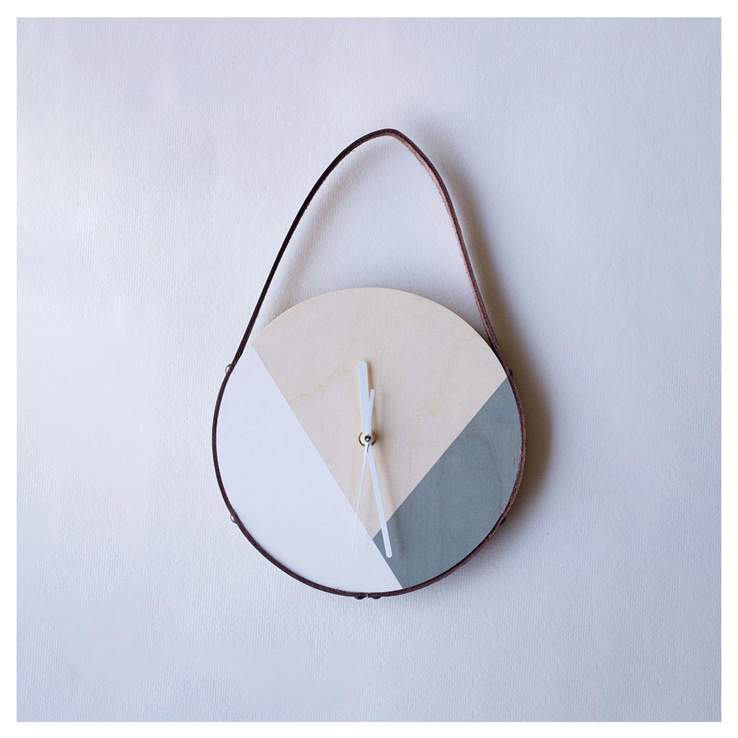 GREY AND WHITE GEOMETRIC NORDIC CLOCK