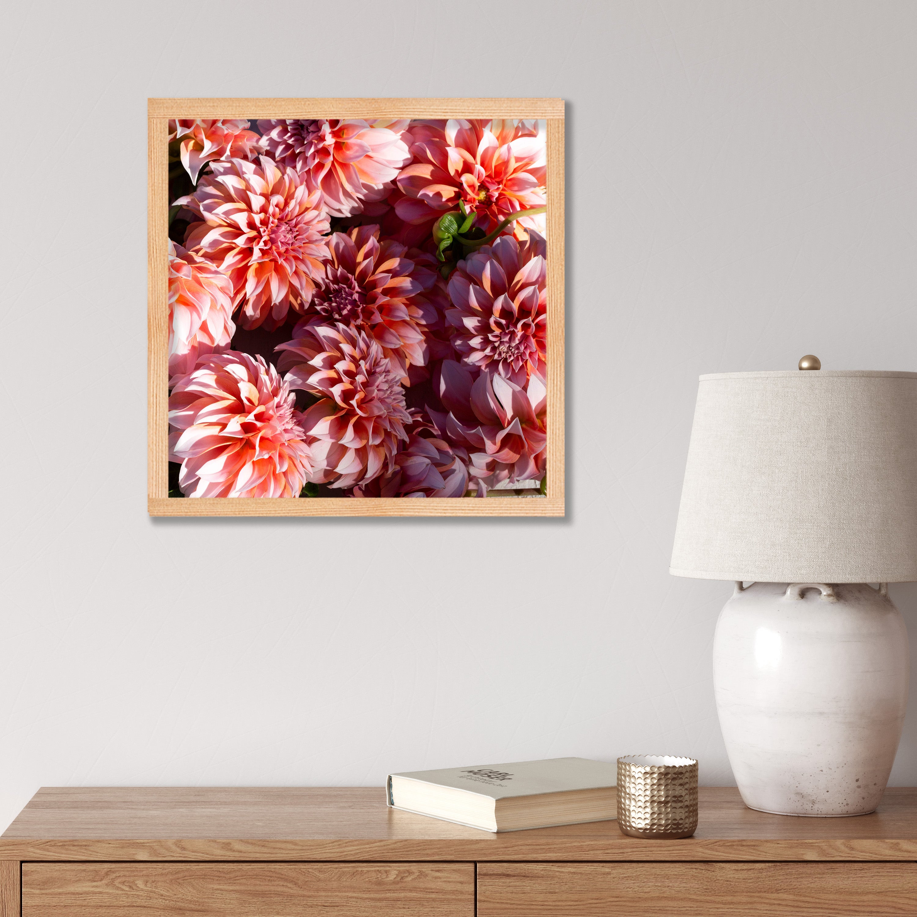 FLORAL ORANGE SCATTERED DAHLIAS WITH LEAVES
