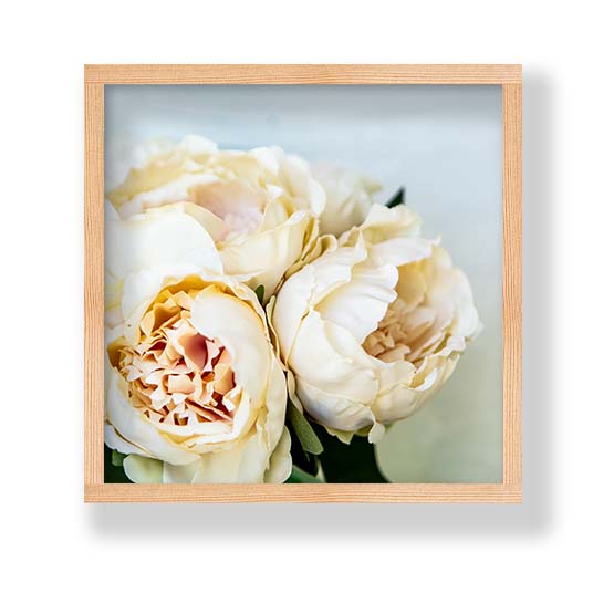 FLORAL WHITE PEONY BUNCH IN VASE PINE BOX