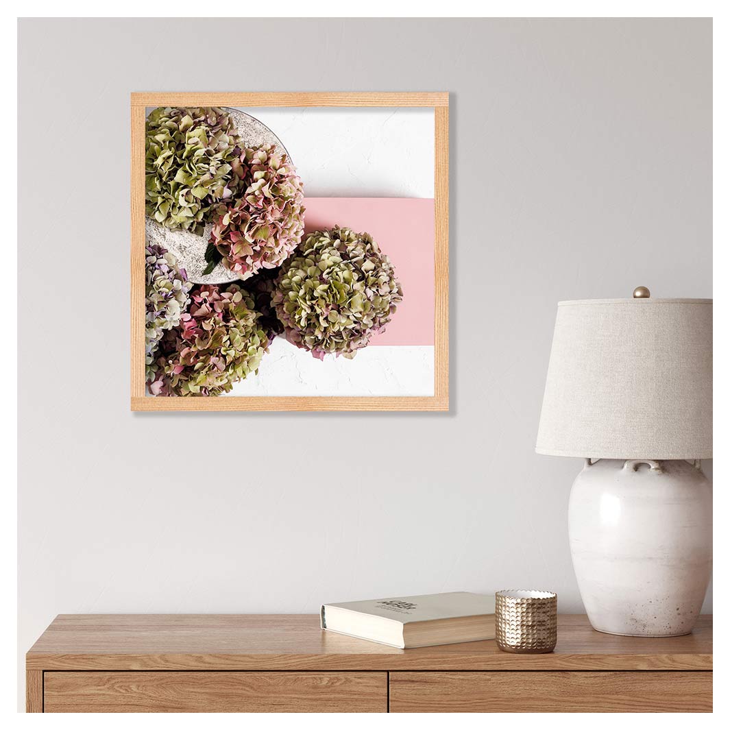 HYDRANGEA GEO RED BLOCKS ARRANGEMENT PINE BOX