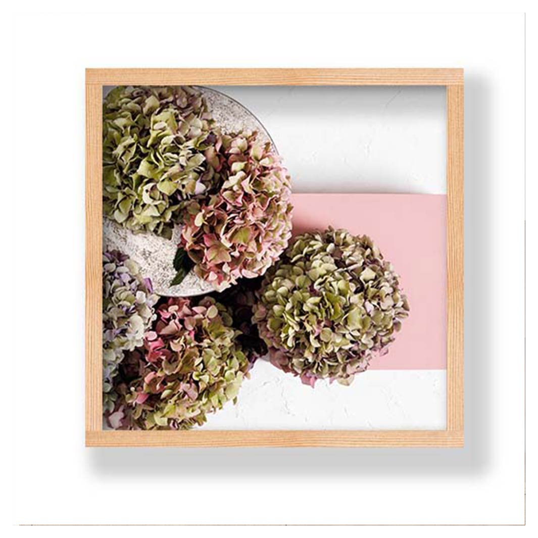 HYDRANGEA GEO RED BLOCKS ARRANGEMENT PINE BOX