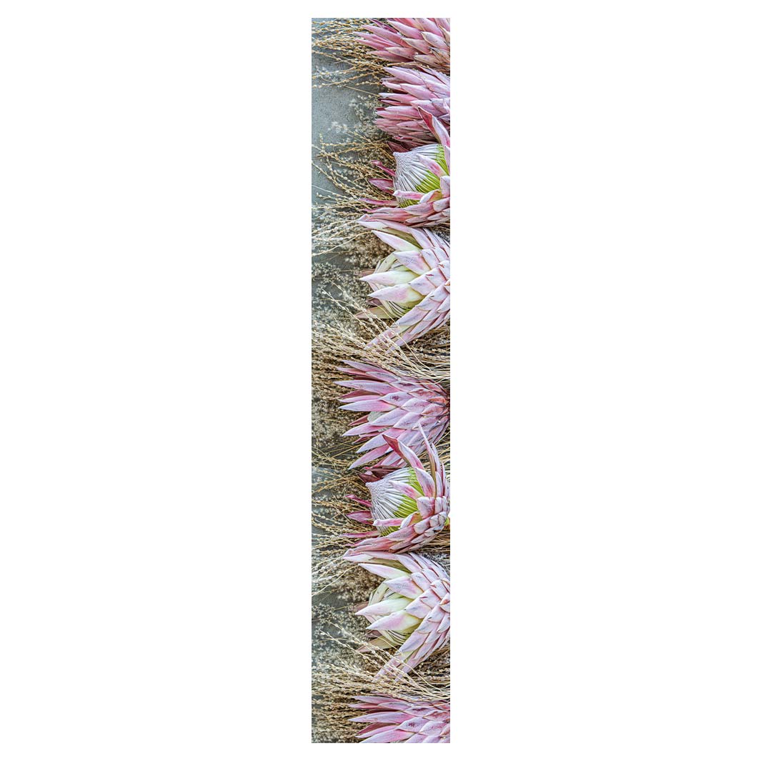 FLORAL DEEP PINK KING PROTEA TABLE RUNNER