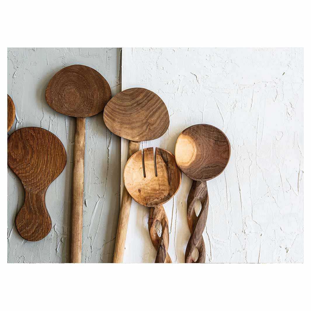 NATURAL BROWN WOODEN SPOONS ON GREY AND WHITE TEA TRAY