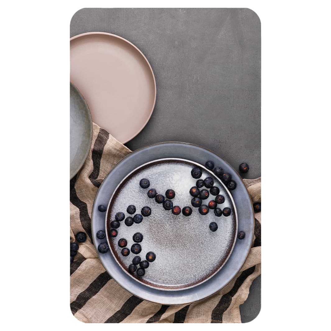RUSTIC PLATE AND BERRY ARRANGEMENT KITCHEN TOWEL