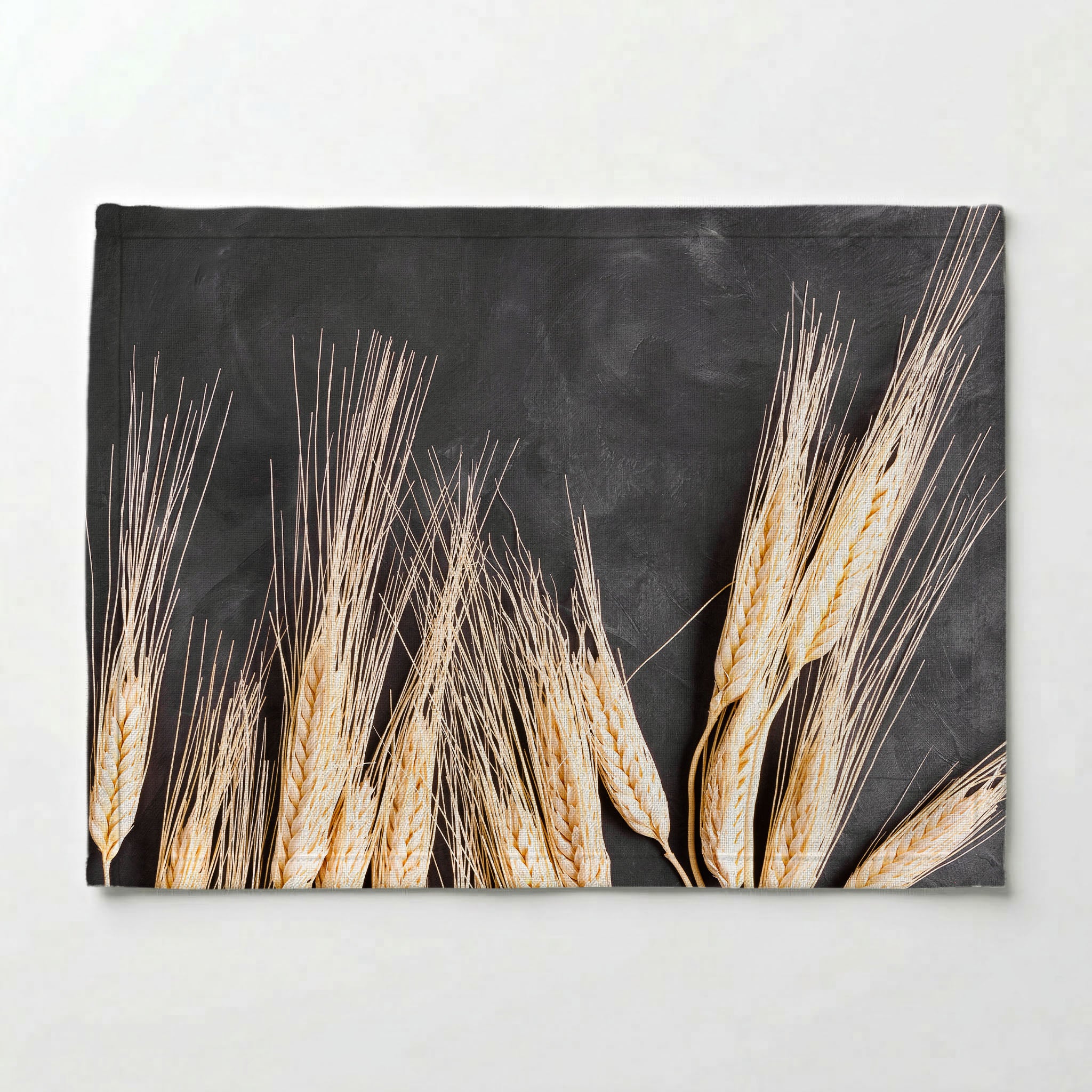 WHEAT ON POWDER BLACK PLACEMAT