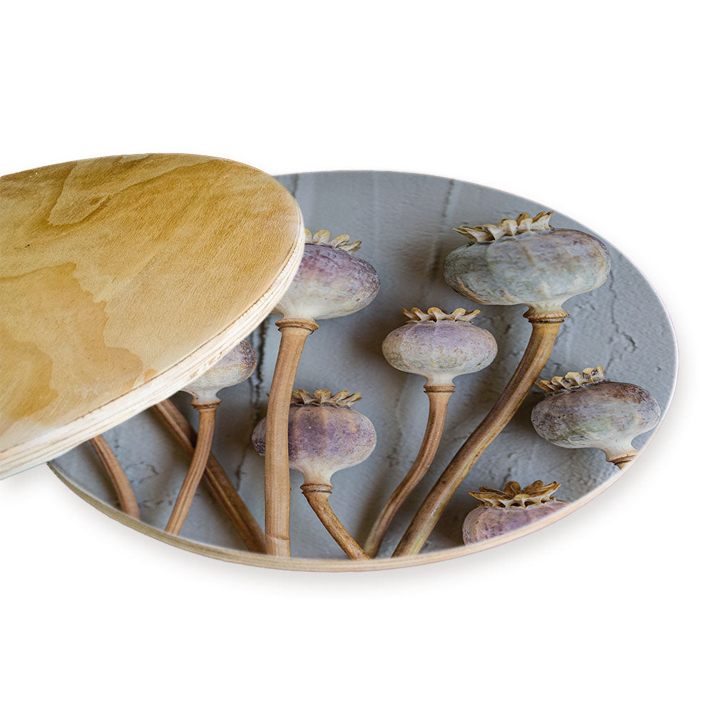 NATURAL PURPLE GIANT POPPY SEEDS ON GREY CHEESEBOARD